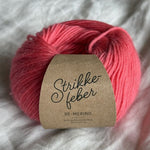 Re-merino - Coral Red RM010